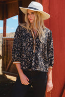 Donna Top: Black Multi
