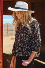 Donna Top: Black Multi