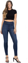 Judy Blue Pull-0n Skinny