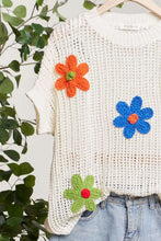 Blooming Daisy's Top
